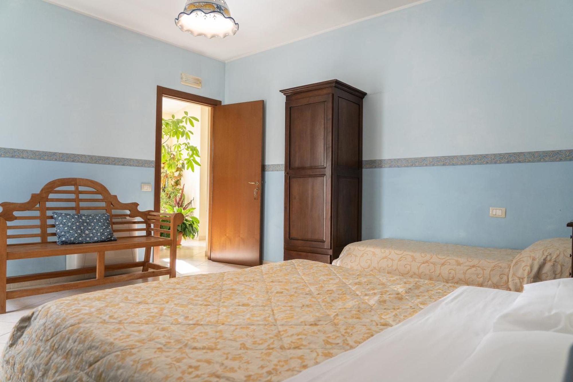 B&B Iris Laterza Luaran gambar
